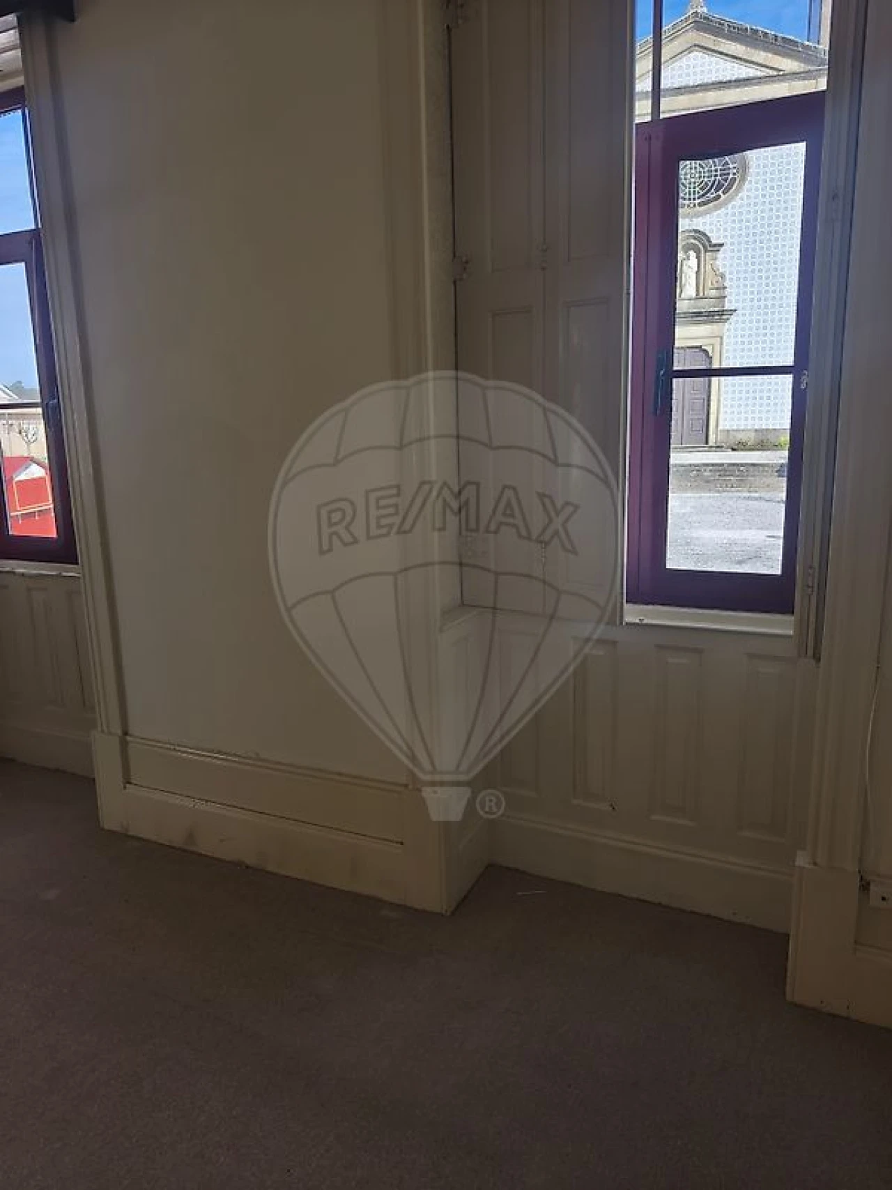 Moradia T8 para Venda em Silvalde Foto 10