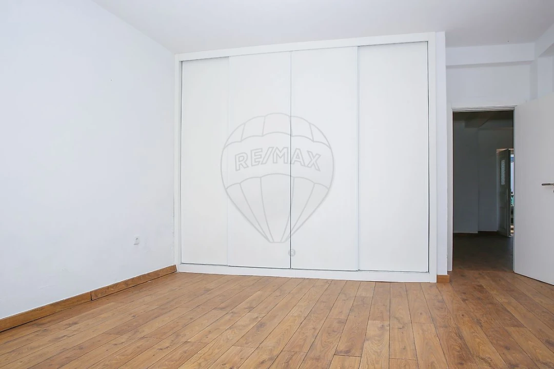 Moradia T2 para Venda em Azambuja Foto 7