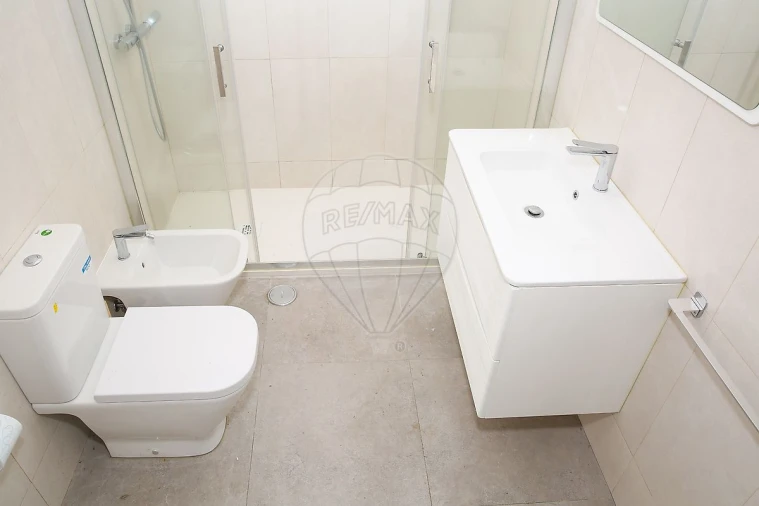 Moradia T2 para Venda em Azambuja Foto 10