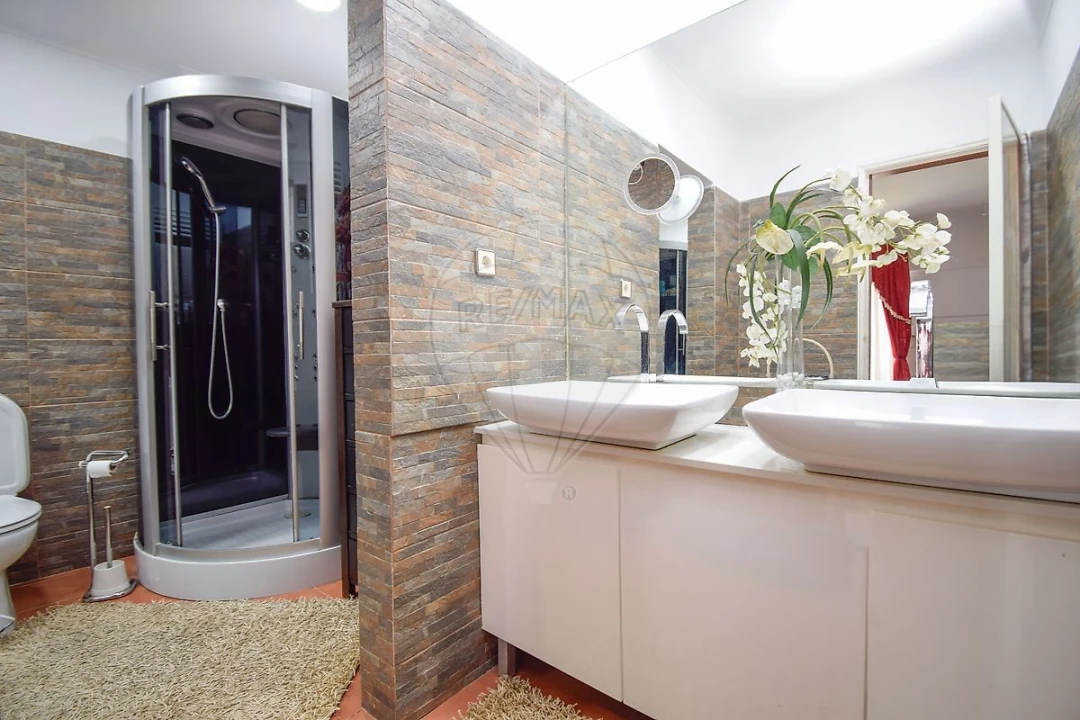 Apartamento T3 para Venda em São Domingos de Rana Foto 19