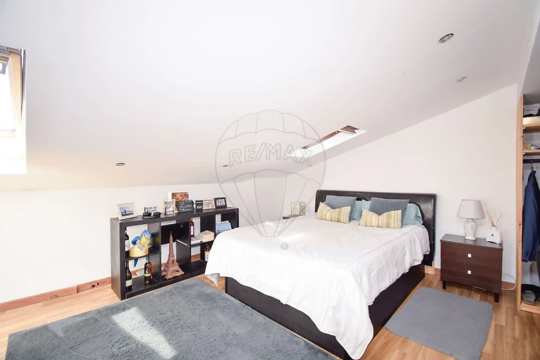 Apartamento T3 para Venda em São Domingos de Rana Foto 25