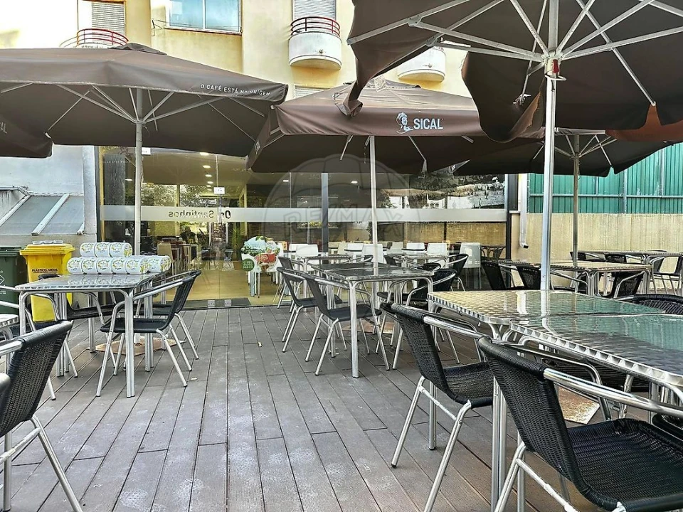 Negócio para Venda em São Domingos de Rana Foto 13