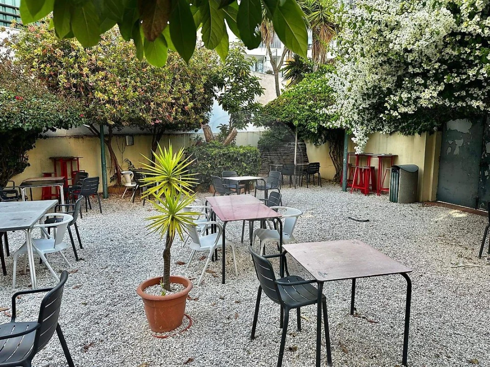 Negócio para Venda em São Domingos de Rana Foto 15