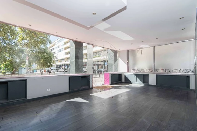 Loja para Venda em Lumiar Foto 1