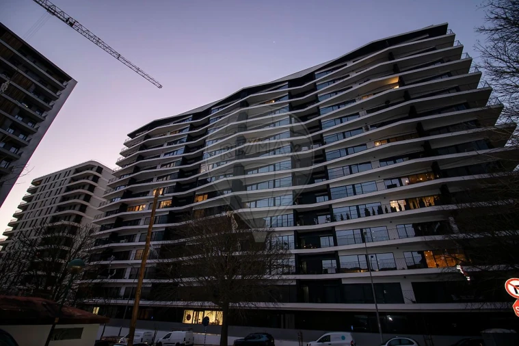 Apartamento T4 para Venda em Algés, Linda-A-Velha e Cruz Quebrada-Dafundo Foto 25