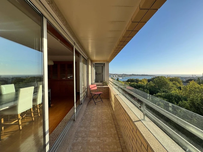 Apartamento T3 para Arrendamento em Lordelo do Ouro e Massarelos Foto 5