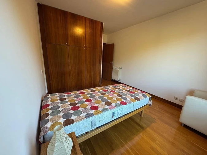 Apartamento T3 para Arrendamento em Lordelo do Ouro e Massarelos Foto 11