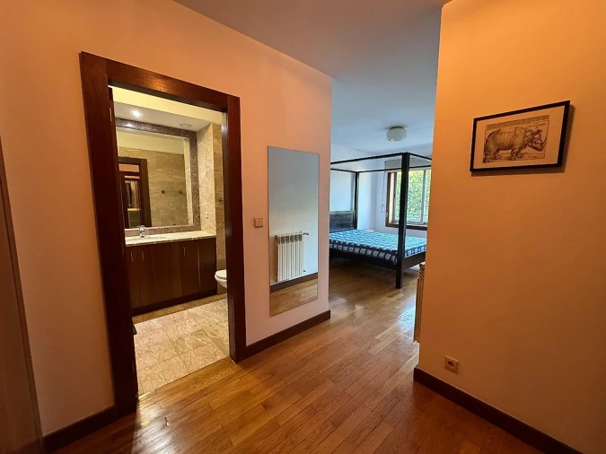 Apartamento T3 para Arrendamento em Lordelo do Ouro e Massarelos Foto 13