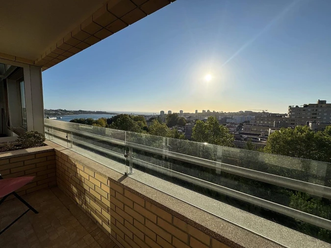 Apartamento T3 para Arrendamento em Lordelo do Ouro e Massarelos Foto 4