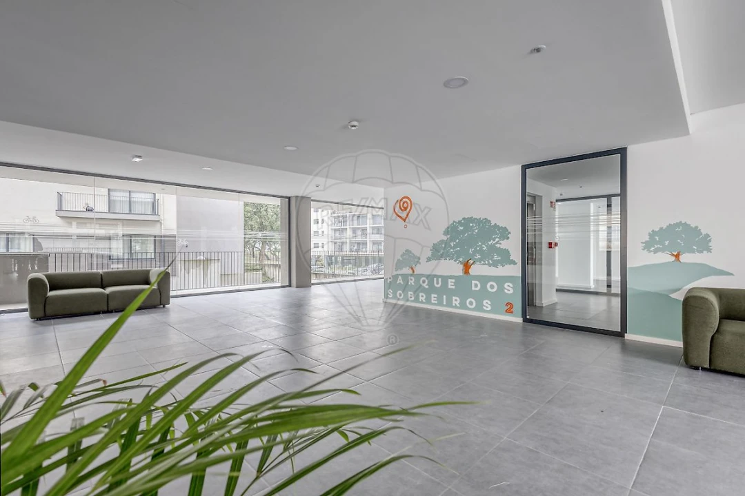 Apartamento T1 para Arrendamento em Paranhos Foto 24