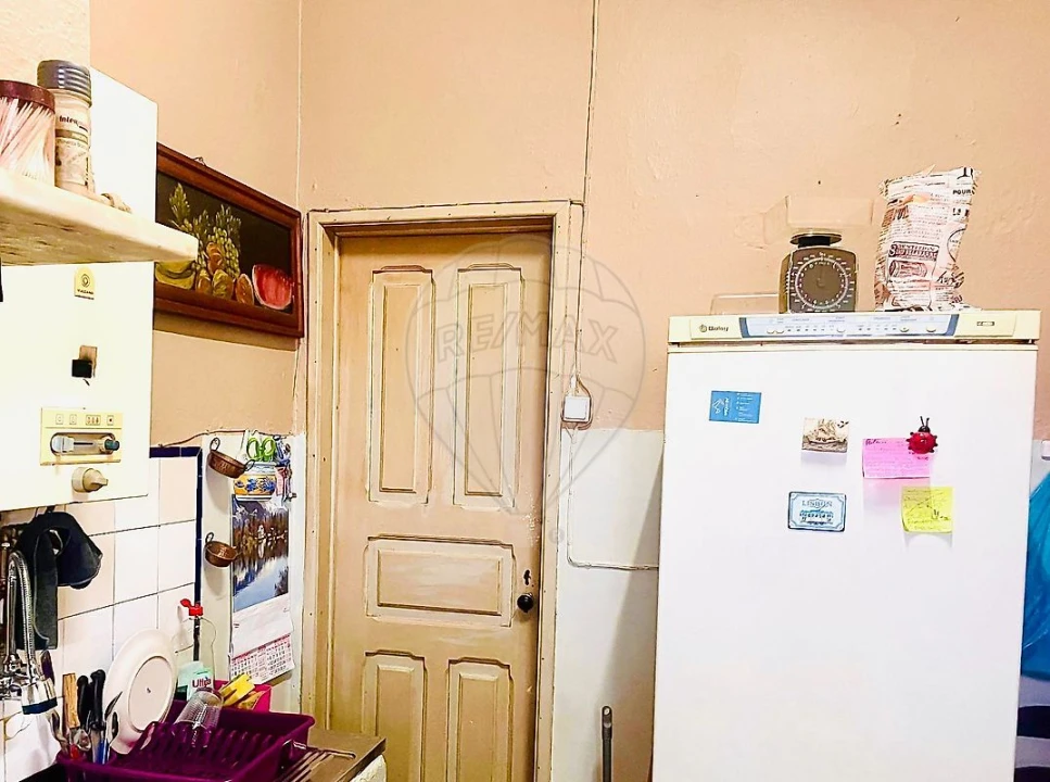 Moradia T4 para Venda em Vialonga Foto 6