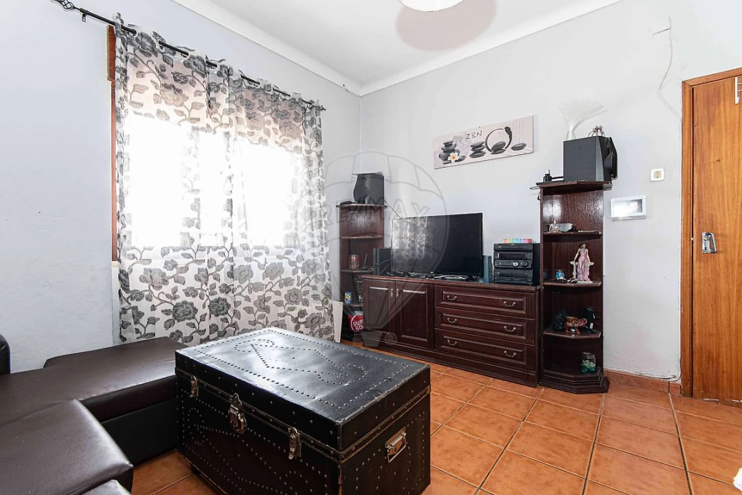 Moradia T3 para Venda em Vialonga Foto 21