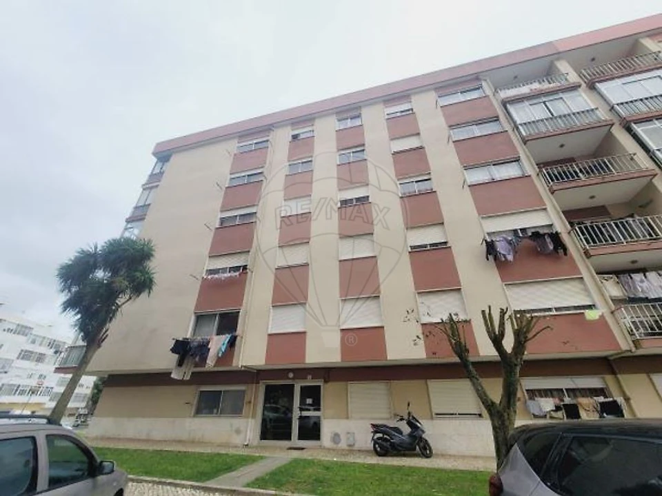 Apartamento T2 para Venda em Rio de Mouro Foto 21