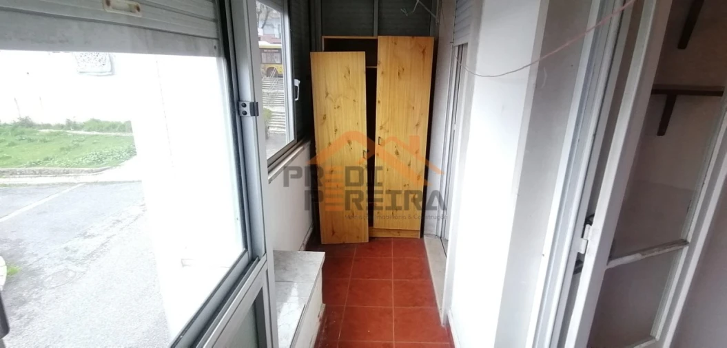 Apartamento T2 para Venda em Águas Livres Foto 12