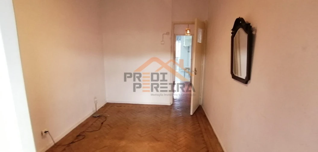 Apartamento T2 para Venda em Águas Livres Foto 14