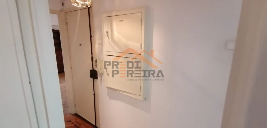 Apartamento T2 para Venda em Águas Livres Foto 18