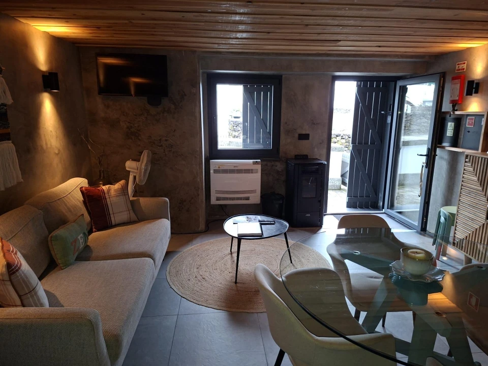 Moradia T3 para Venda em São Roque do Pico Foto 38