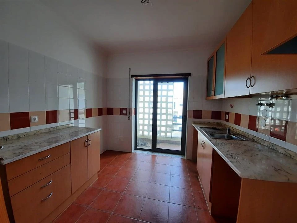 Apartamento T4 para Venda em Alter do Chão Foto 4