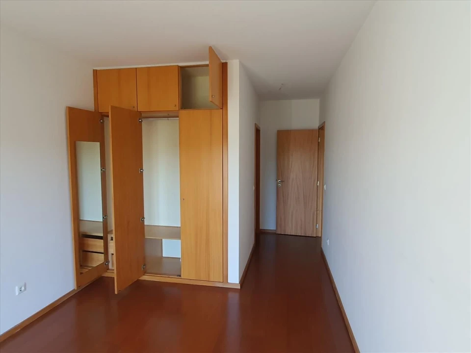 Apartamento T2 para Venda em Oliveira do Douro Foto 8