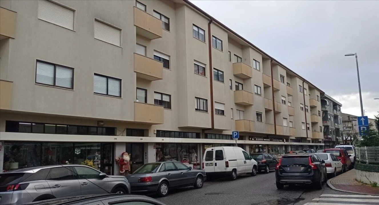 Apartamento T3 para Venda em Ermesinde Foto 1