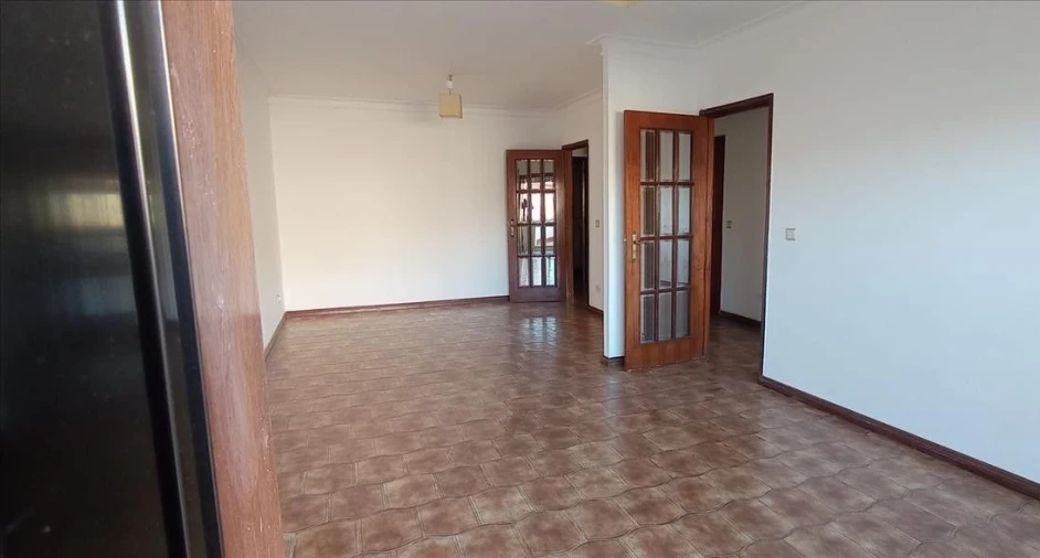 Apartamento T3 para Venda em Ermesinde Foto 3