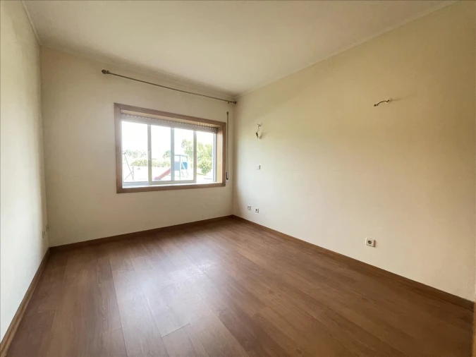 Apartamento T3 para Venda em Canelas Foto 18