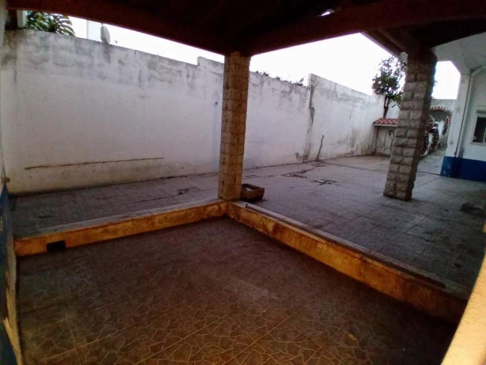 Moradia T6 para Venda em Riachos Foto 2