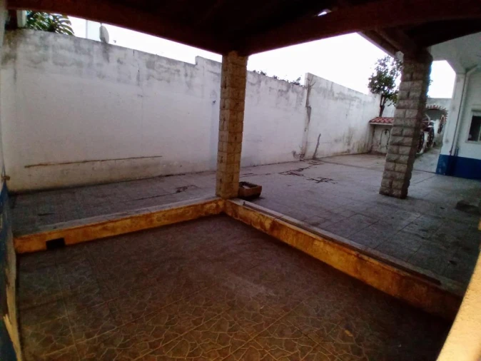 Moradia T6 para Venda em Riachos Foto 2