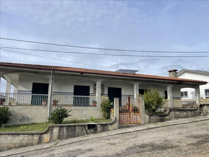 Moradia T3 para Venda em Santa Maria da Feira, Travanca, Sanfins e Espargo