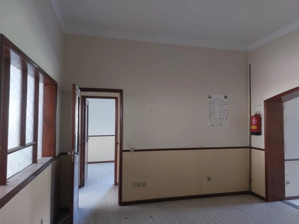 Armazém para Venda em Santa Maria da Feira, Travanca, Sanfins e Espargo Foto 4