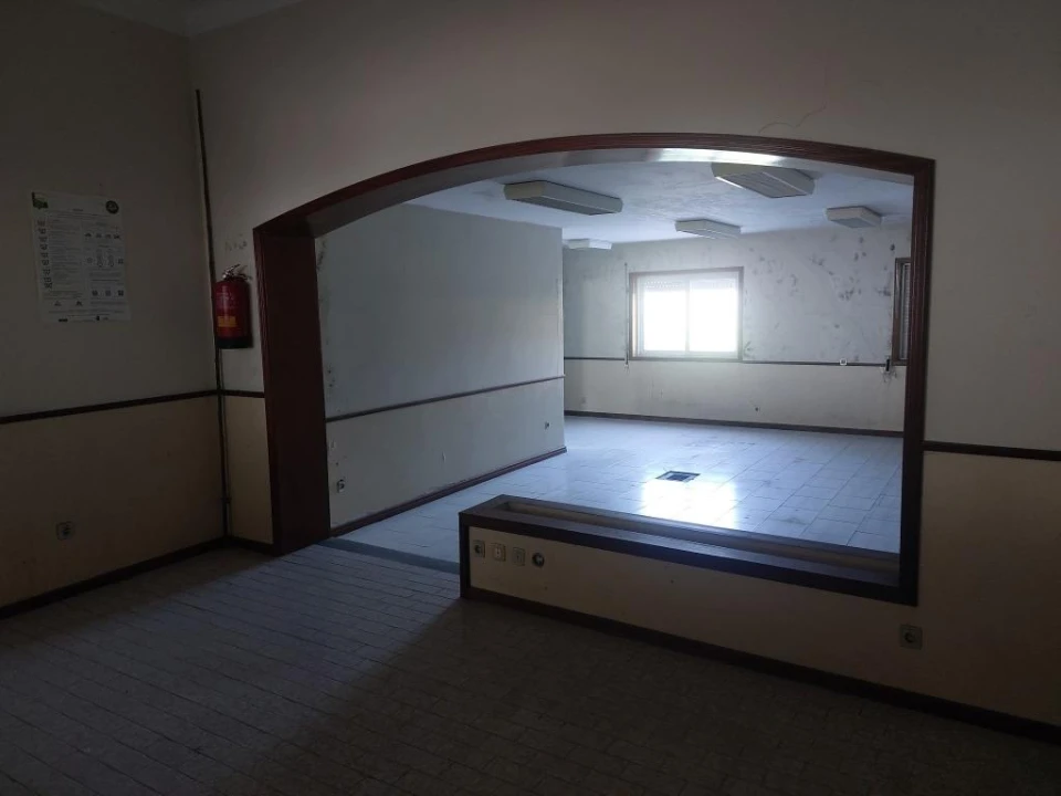 Armazém para Venda em Santa Maria da Feira, Travanca, Sanfins e Espargo Foto 5