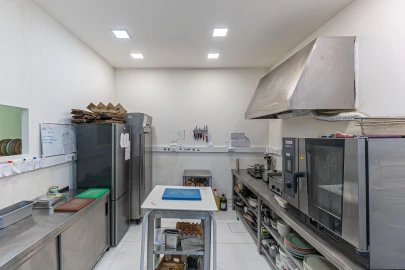 Negócio para Arrendamento em Antas e Abade de Vermoim