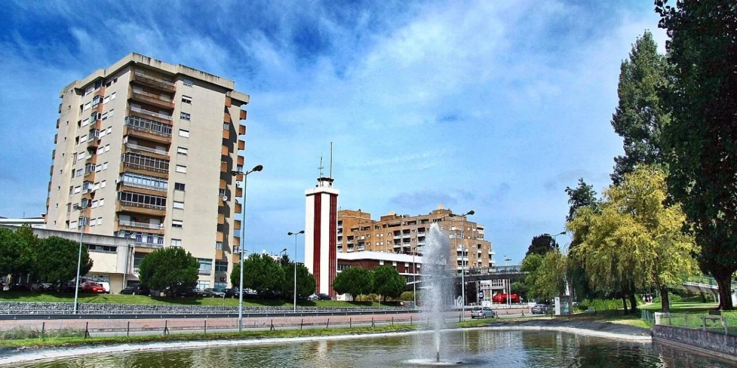 Negócio para Arrendamento em Antas e Abade de Vermoim Foto 16