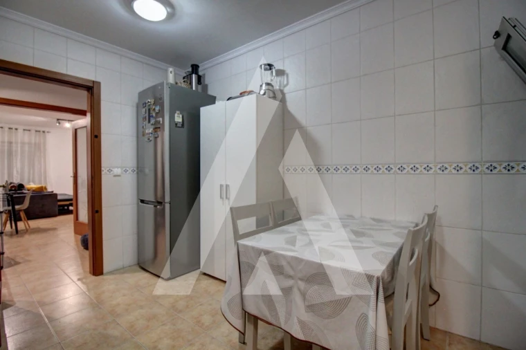 Apartamento T2 para Venda em Oliveira do Bairro Foto 5