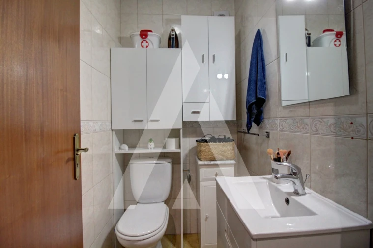 Apartamento T2 para Venda em Oliveira do Bairro Foto 9