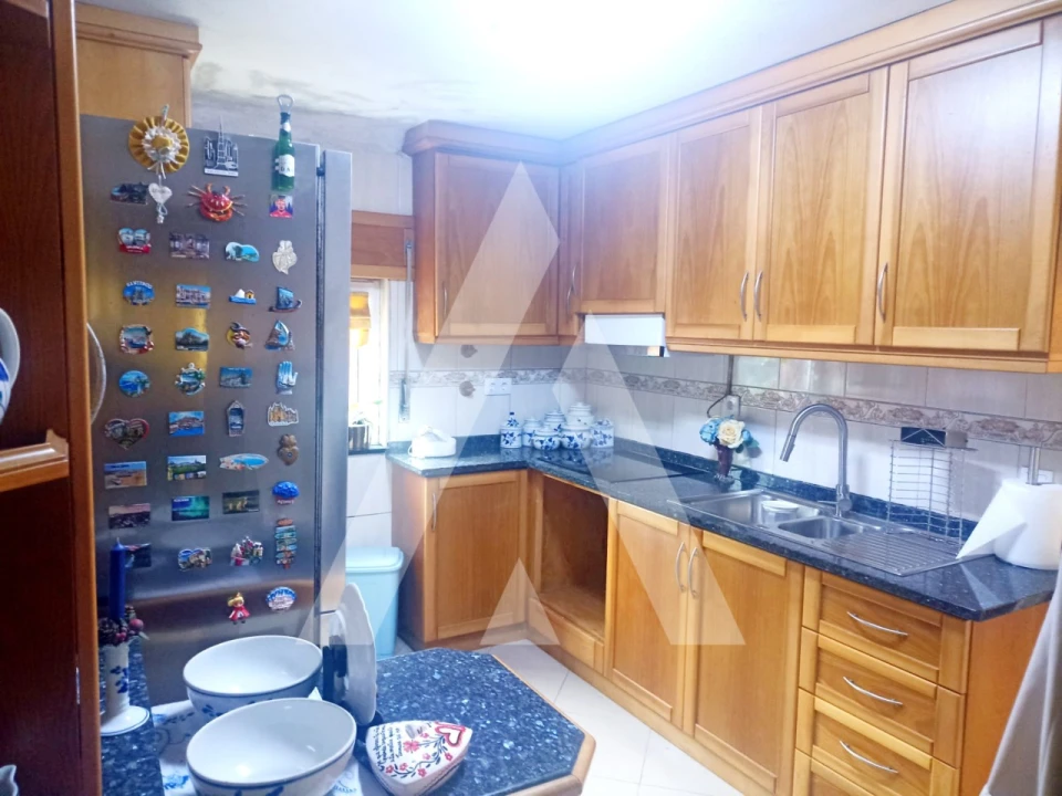 Moradia T2 para Venda em Areosa Foto 4