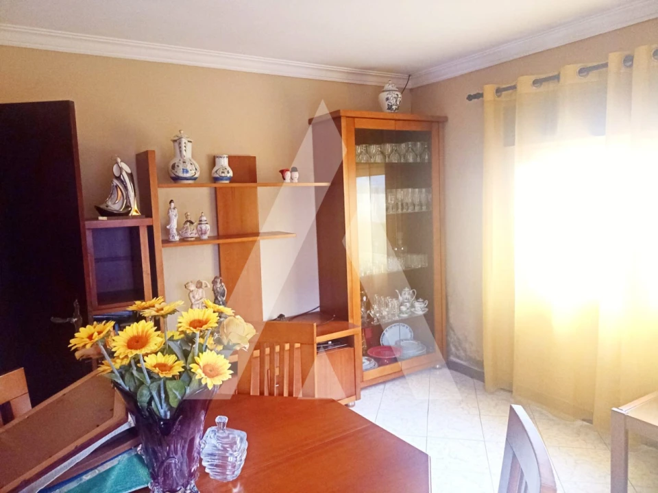 Moradia T2 para Venda em Areosa Foto 1