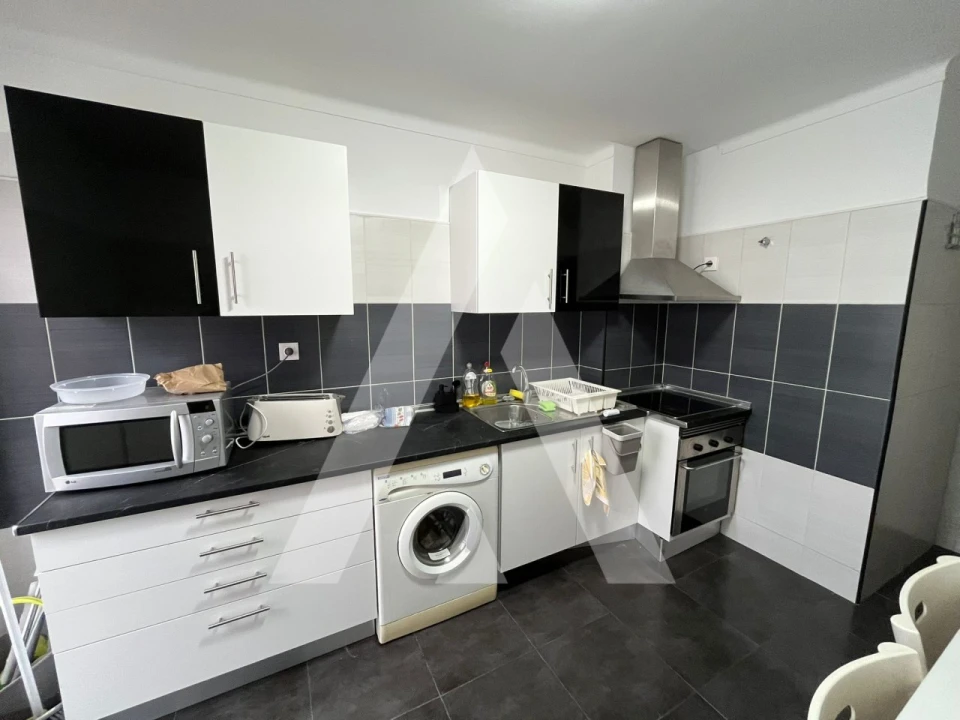 Apartamento T3 para Arrendamento em Malagueira e Horta das Figueiras Foto 4