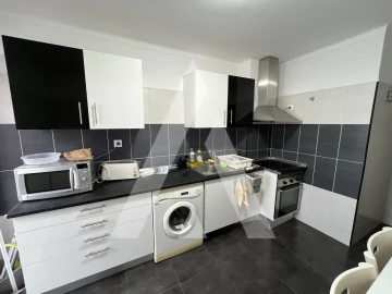 Apartamento T3 para Arrendamento em Malagueira e Horta das Figueiras