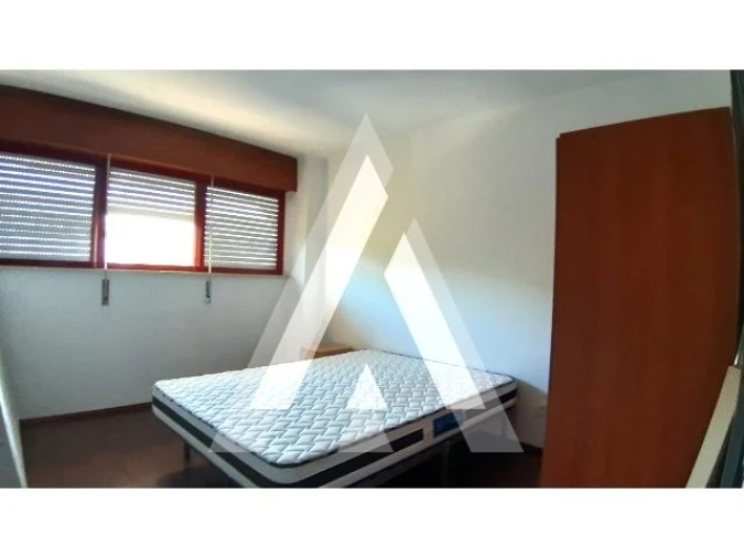 Apartamento T3 para Arrendamento em Malagueira e Horta das Figueiras Foto 10