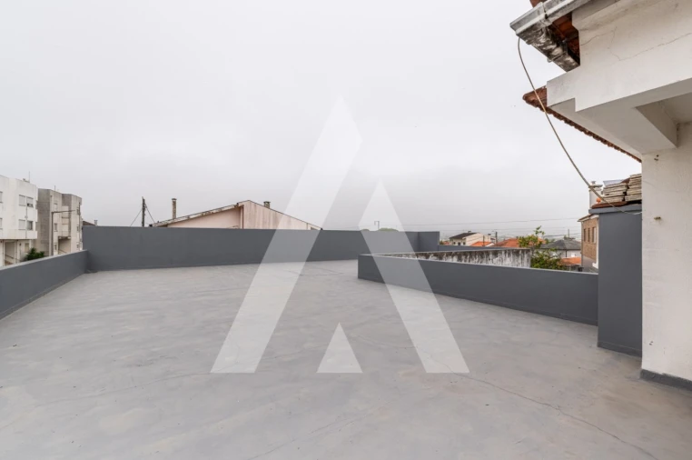 Moradia T2 para Venda em Darque Foto 18