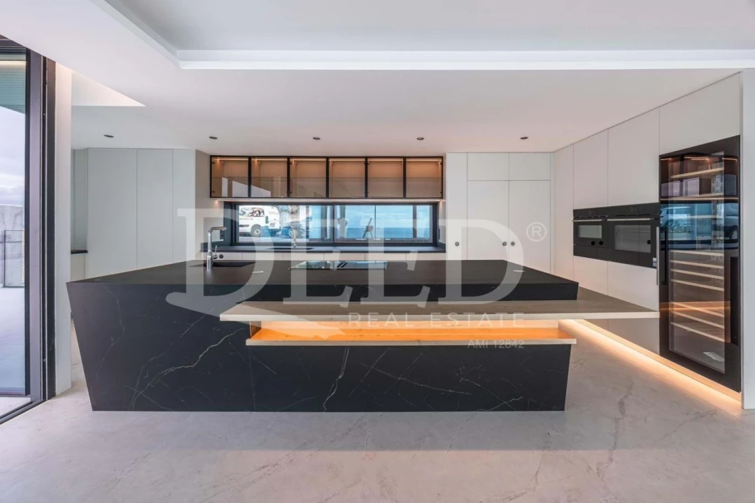 Moradia T3 para Venda em Funchal (Santa Maria Maior) Foto 11