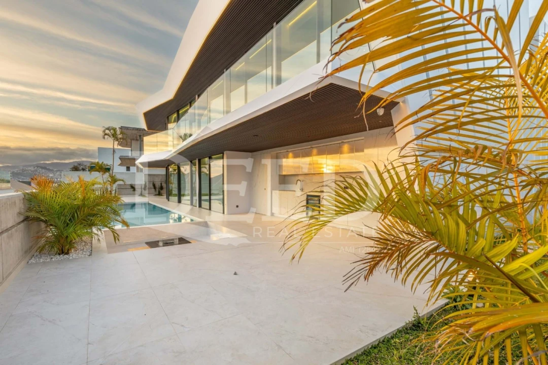 Moradia T3 para Venda em Funchal (Santa Maria Maior) Foto 38