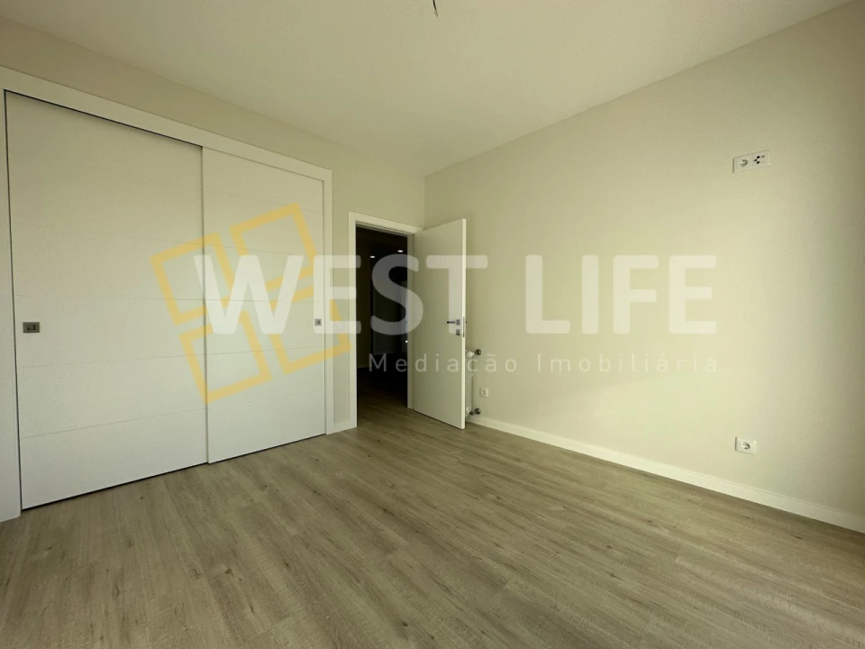 Apartamento T3 para Venda em A dos Cunhados e Maceira Foto 17