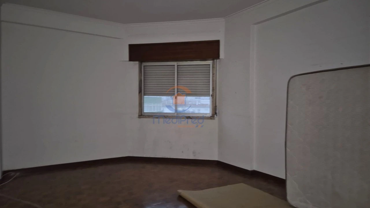 Apartamento T3 para Venda em Mina de Água Foto 13