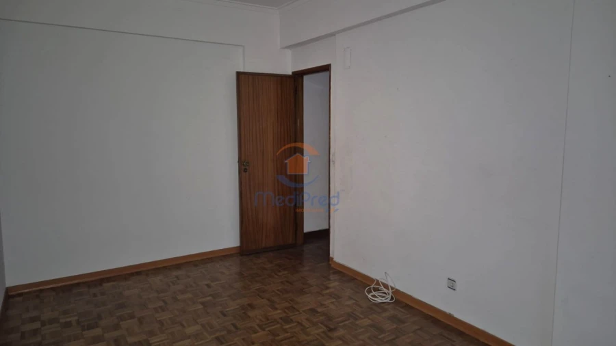 Apartamento T3 para Venda em Mina de Água Foto 14