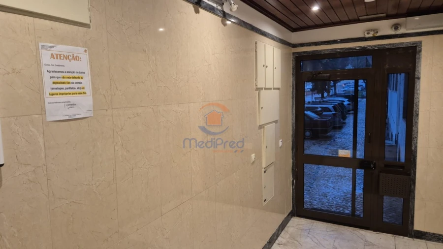 Apartamento T3 para Venda em Mina de Água Foto 32