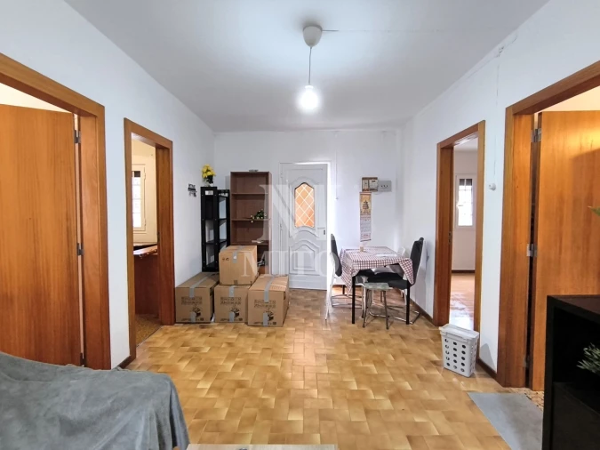 Moradia T3 para Venda em Alvarães Foto 3