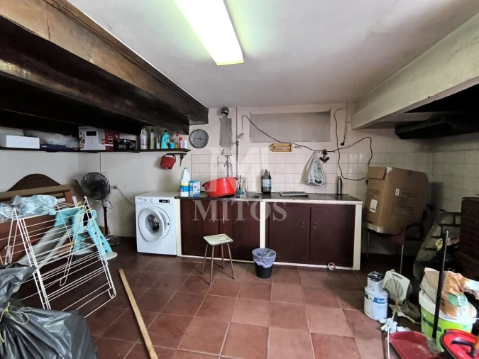 Moradia T3 para Venda em Alvarães Foto 12