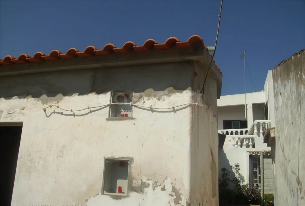 Moradia T2 para Venda em Budens Foto 5